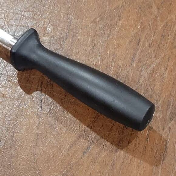 J.A. Henckels International 8.75" Knife Sharpening Honing Rod - Picture 2 of 7